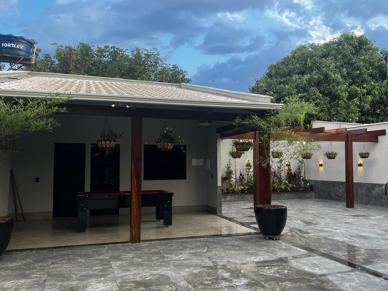 Pátio amplo para eventos corporativos